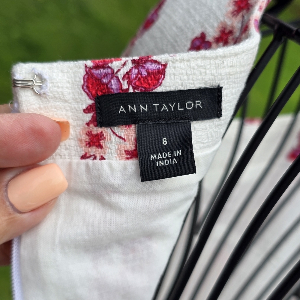 Ann Taylor Floral Square Neck Sheath Dress, size 8, EUC - Picture 7 of 13